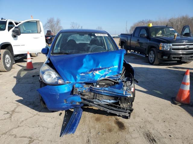 JHMGD38417S057574 - 2007 HONDA FIT BLUE photo 5