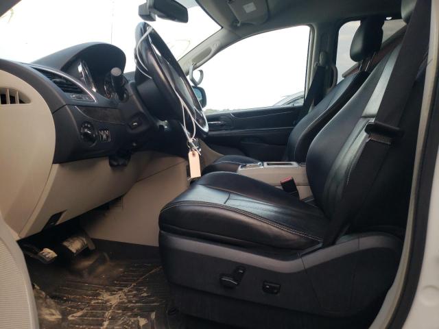 2A4RR8DG1BR704875 - 2011 CHRYSLER TOWN & COU TOURING L WHITE photo 7