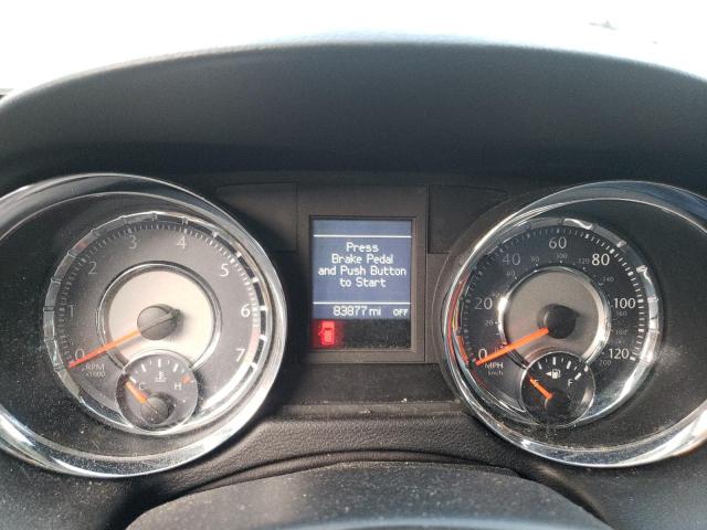 2A4RR8DG1BR704875 - 2011 CHRYSLER TOWN & COU TOURING L WHITE photo 9