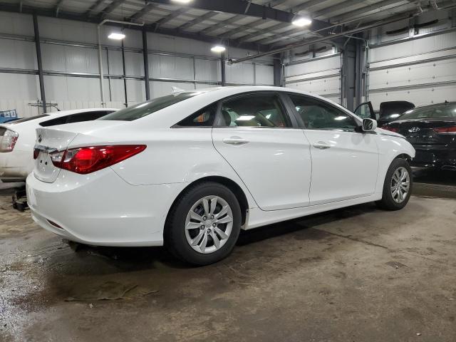 5NPEB4AC3CH443220 - 2012 HYUNDAI SONATA GLS WHITE photo 3