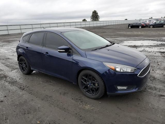 1FADP3K24GL247291 - 2016 FORD FOCUS SE BLUE photo 4