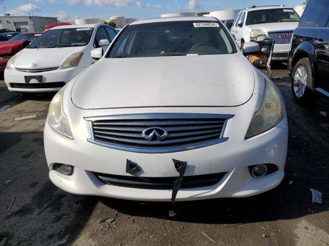 JN1CV6AP8AM408742 - 2010 INFINITI G37 BASE WHITE photo 5