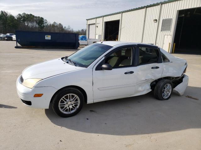 1FAFP34N57W111556 - 2007 FORD FOCUS ZX4 WHITE photo 1