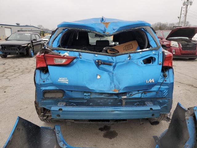 JTNKARJE8JJ562403 - 2018 TOYOTA COROLLA IM BLUE photo 6