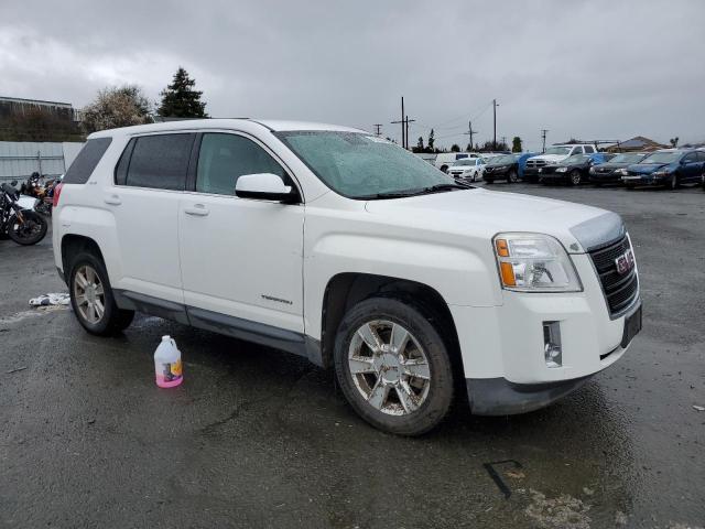 2GKALMEK4C6123331 - 2012 GMC TERRAIN SLE WHITE photo 4