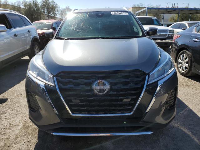 3N1CP5CV3PL467278 - 2023 NISSAN KICKS SV GRAY photo 5