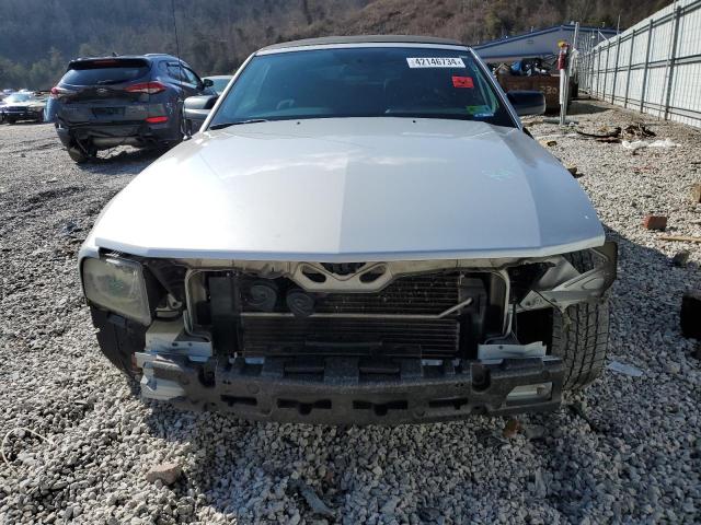 1ZVFT84N275352044 - 2007 FORD MUSTANG SILVER photo 5