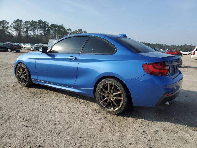WBA2F9C32H7A40374 - 2017 BMW 230I Bleu photo 2
