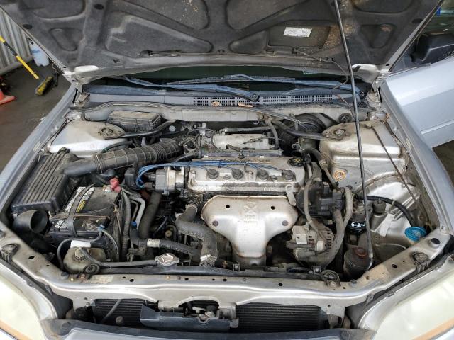 1HGCF86662A087987 - 2002 HONDA ACCORD VALUE SILVER photo 11