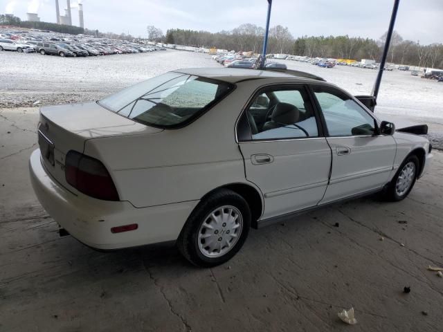 1HGCD5661VA007097 - 1997 HONDA ACCORD EX WHITE photo 3