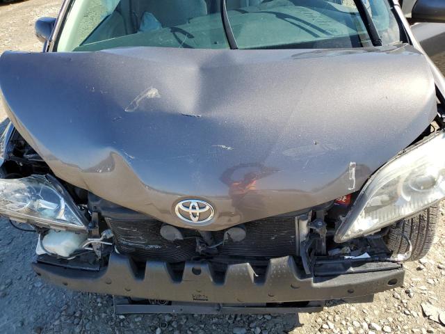 5TDKK3DCXFS608753 - 2015 TOYOTA SIENNA LE GRAY photo 12