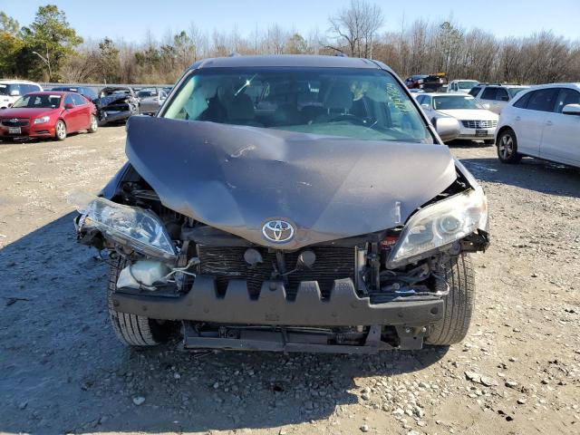 5TDKK3DCXFS608753 - 2015 TOYOTA SIENNA LE GRAY photo 5