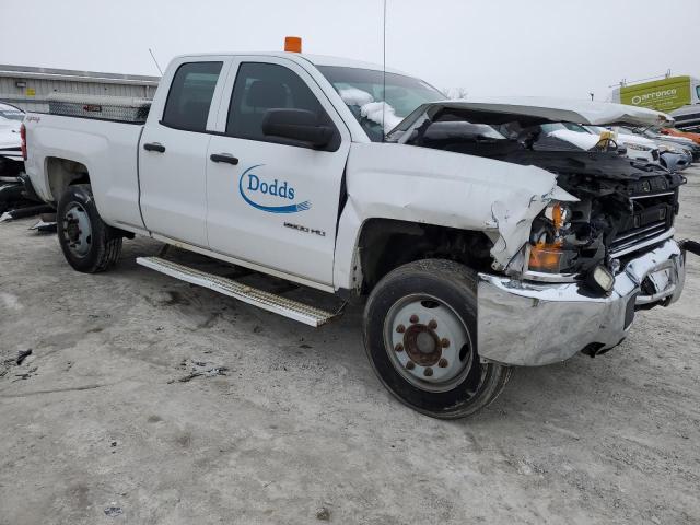 1GC2KUEG6FZ111673 - 2015 CHEVROLET SILVERADO K2500 HEAVY DUTY WHITE photo 4