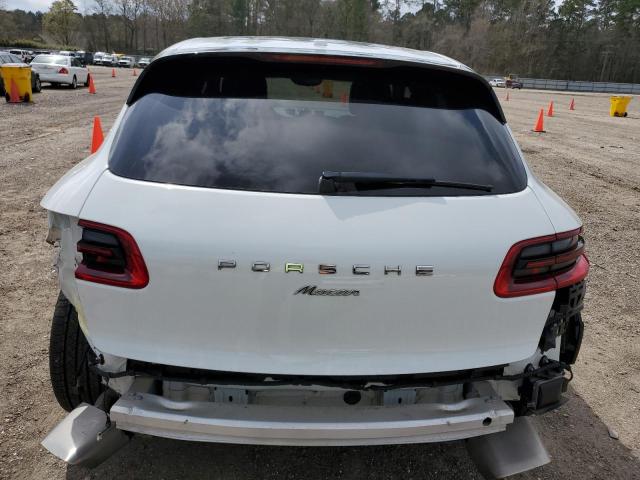 WP1AA2A52JLB10540 - 2018 PORSCHE MACAN WHITE photo 6