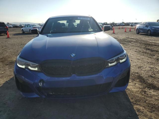 3MW5U7J04M8B66953 - 2021 BMW M340I BLUE photo 5