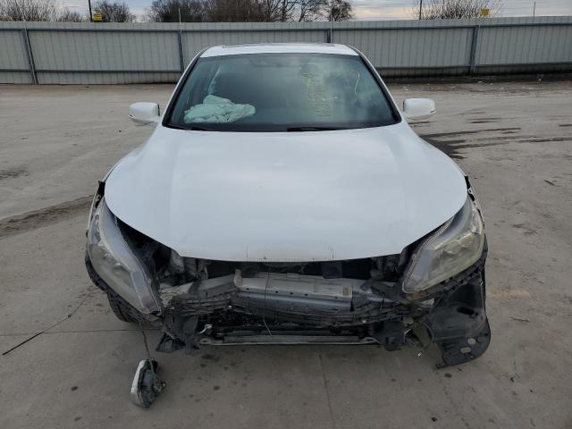 1HGCR3681DA901929 - 2013 HONDA ACCORD WHITE photo 5