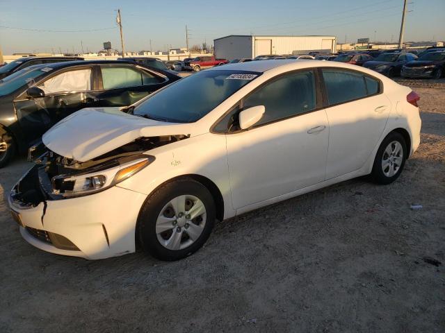 3KPFK4A79HE044377 - 2017 KIA FORTE LX WHITE photo 1