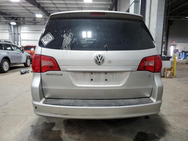 2V8HW44119R517438 - 2009 VOLKSWAGEN ROUTAN S GRAY photo 6