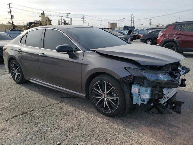 4T1G31AK3RU072372 - 2024 TOYOTA CAMRY SE NIGHT SHADE GRAY photo 4