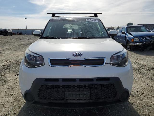 KNDJP3A52F7127148 - 2015 KIA SOUL + WHITE photo 5