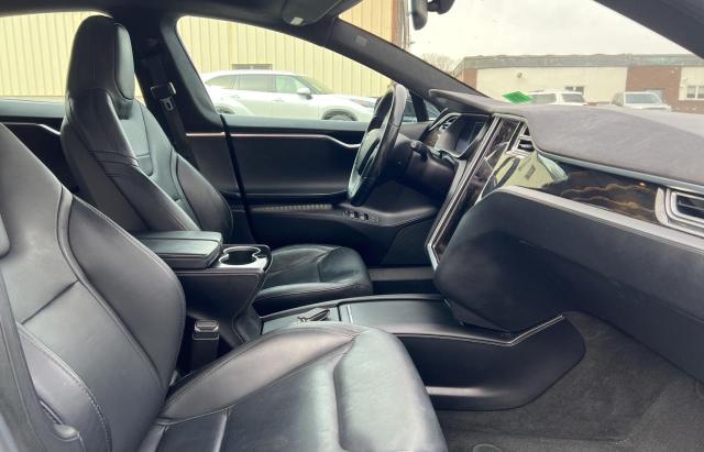 5YJSA1E14GF148516 - 2016 TESLA MODEL S Սև լուսանկար 5