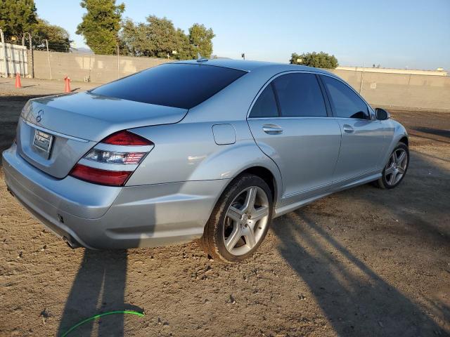 WDDNG71X08A164589 - 2008 MERCEDES-BENZ S 550 SILVER photo 3