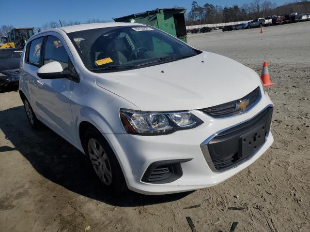 1G1JG6SG5H4157307 - 2017 CHEVROLET SONIC WHITE photo 4