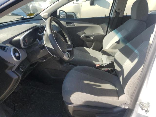 1G1JG6SG5H4157307 - 2017 CHEVROLET SONIC WHITE photo 7