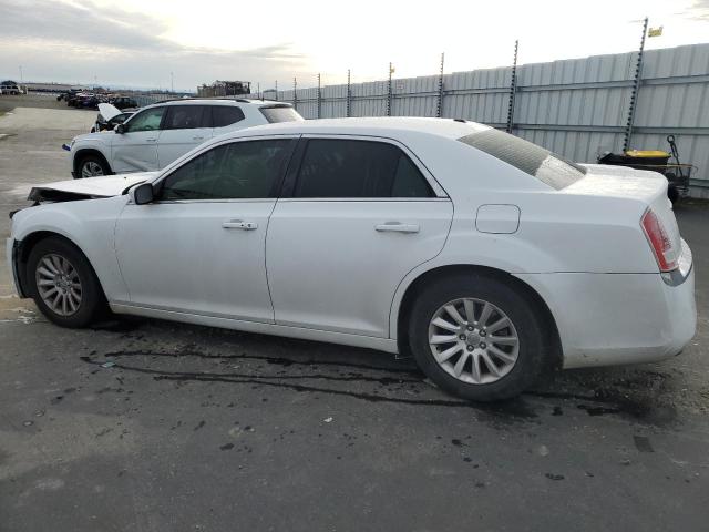 2C3CCAAG0EH263053 - 2014 CHRYSLER 300 WHITE photo 2