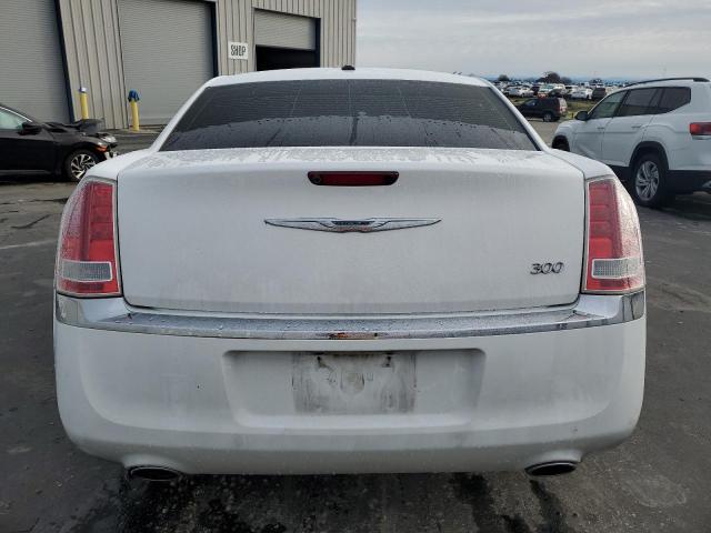 2C3CCAAG0EH263053 - 2014 CHRYSLER 300 WHITE photo 6