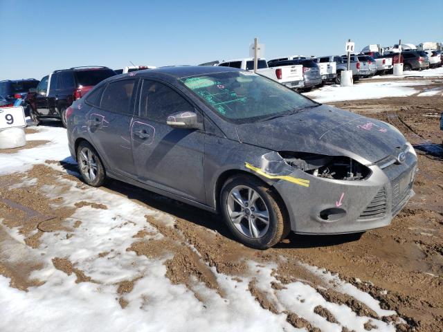 1FADP3F28EL372141 - 2014 FORD FOCUS SE GRAY photo 4