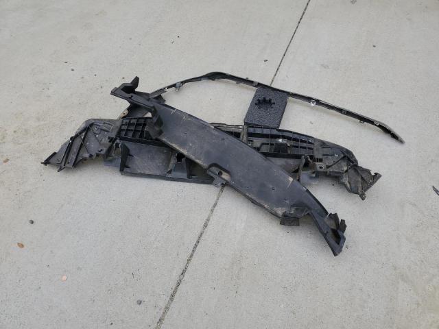 JTJSARBZ3M2198943 - 2021 LEXUS NX 300 BASE 银色 照片 13