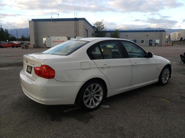 WBAPH5C50BA446431 - 2011 BMW 328 I SULEV WHITE photo 3