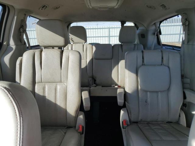 2A4RR8DG6BR703897 - 2011 CHRYSLER TOWN & COU TOURING L SILVER photo 10