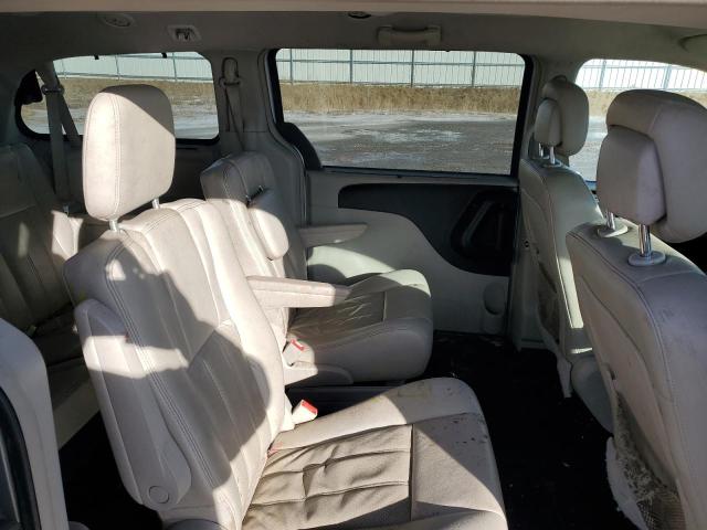 2A4RR8DG6BR703897 - 2011 CHRYSLER TOWN & COU TOURING L SILVER photo 11