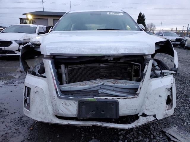 2GKALMEK1F6175181 - 2015 GMC TERRAIN SLE WHITE photo 5