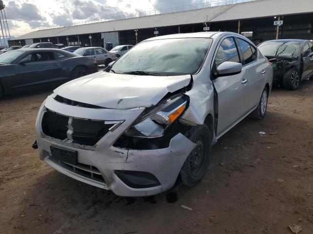 3N1CN7AP4JK441971 - 2018 NISSAN VERSA S SILVER photo 1