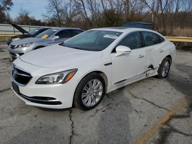1G4ZP5SZ5JU136206 - 2018 BUICK LACROSSE ESSENCE WHITE photo 1