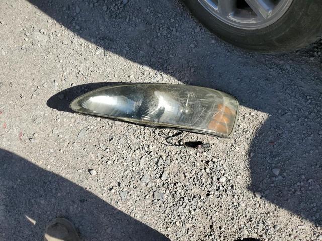 2G2WP582061143864 - 2006 PONTIAC GRAND PRIX 灰色 照片 12