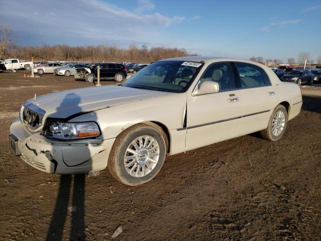 1LNHM83W54Y654243 - 2004 LINCOLN TOWN CAR ULTIMATE TAN photo 1