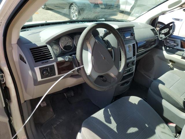 2A4RR5D13AR252713 - 2010 CHRYSLER TOWN & COU TOURING თეთრი ფოტო 8