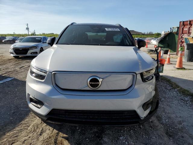 YV4ED3UR4M2459575 - 2021 VOLVO XC40 RECHARGE WHITE photo 5