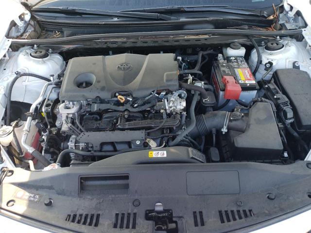 4T1G11AK1NU673540 - 2022 TOYOTA CAMRY SE WHITE photo 11