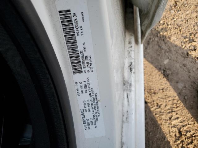 1B3LC56B09N551282 - 2009 DODGE AVENGER SXT WHITE photo 12