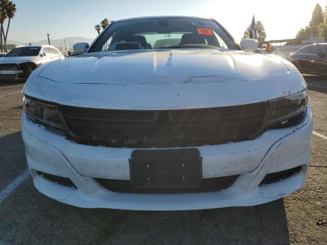 2C3CDXBG5NH165683 - 2022 DODGE CHARGER SXT WHITE photo 5