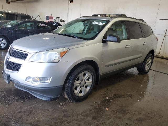 1GNLVEED4AS104205 - 2010 CHEVROLET TRAVERSE LS SILVER photo 1