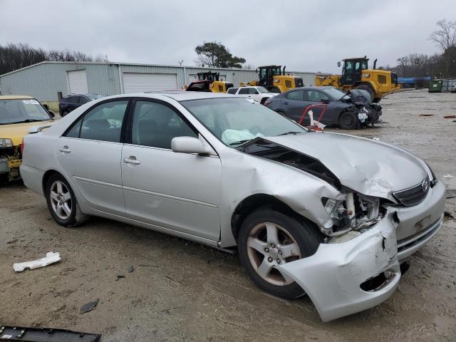 4T1BE32K63U211044 - 2003 TOYOTA CAMRY LE SILVER photo 4