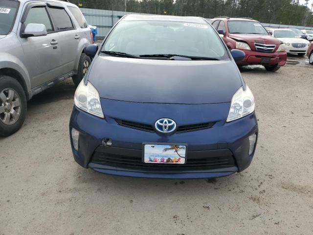 JTDKN3DU7F0446180 - 2015 TOYOTA PRIUS BLUE photo 5