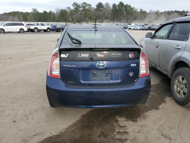 JTDKN3DU7F0446180 - 2015 TOYOTA PRIUS BLUE photo 6