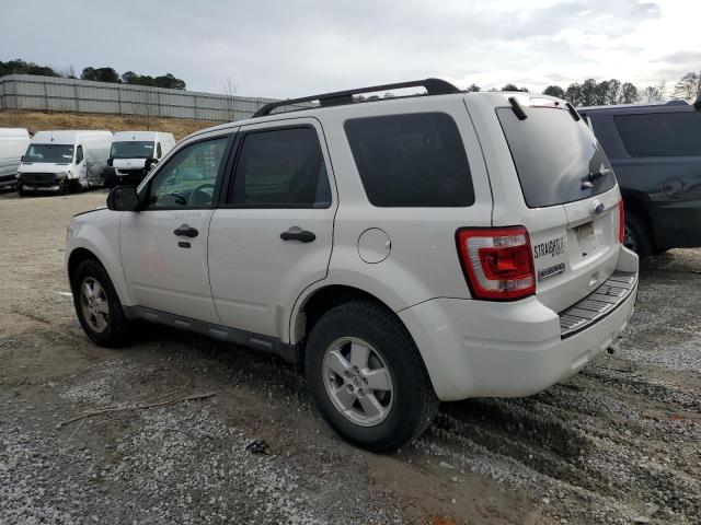 1FMCU0D75CKA78318 - 2012 FORD ESCAPE XLT WHITE photo 2